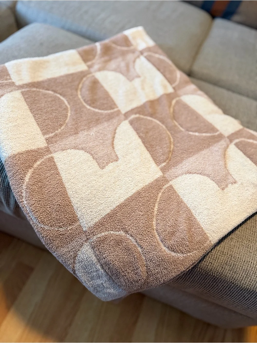 Disney neutral mickey head throw blanket